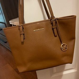Beautiful Michael Kors bag!